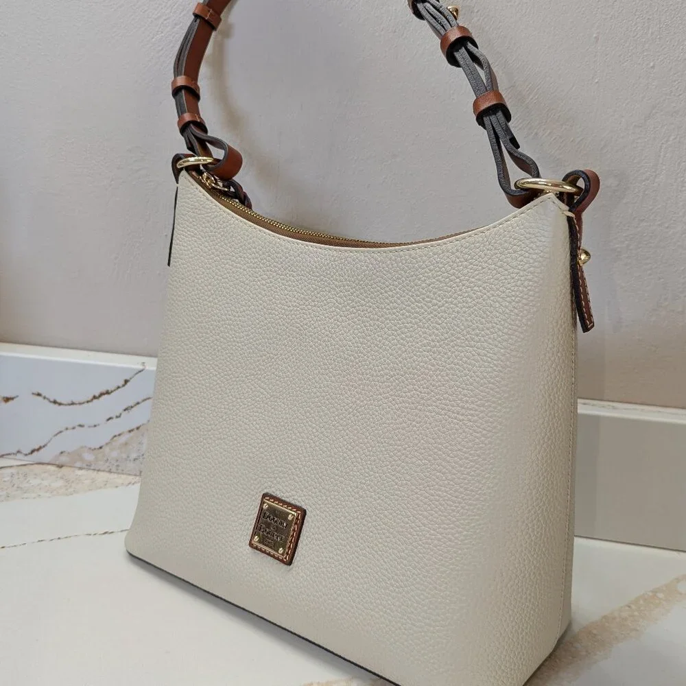 Dooney & Bourke shoulder, pristine condition! - Picture 2 of 8